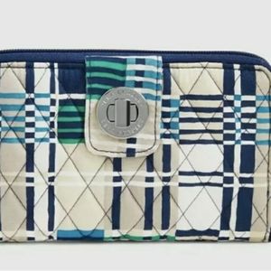 Vera Bradley RFID Turnlock Wallet